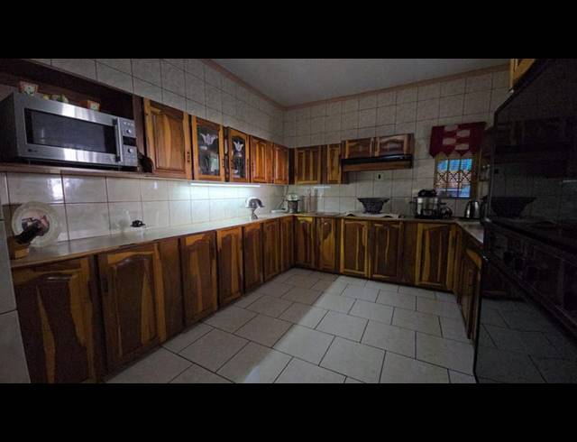 4 BEDROOM HOUSE FOR SALE IN DORANDIA